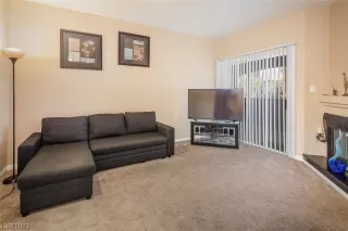 Photo #6: 2508162 Listing