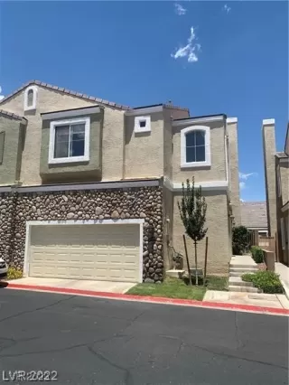 Photo #2: 2508207 Listing 