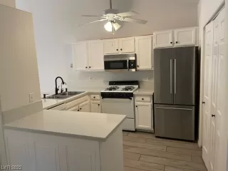 Photo #4: 2508238 Listing 