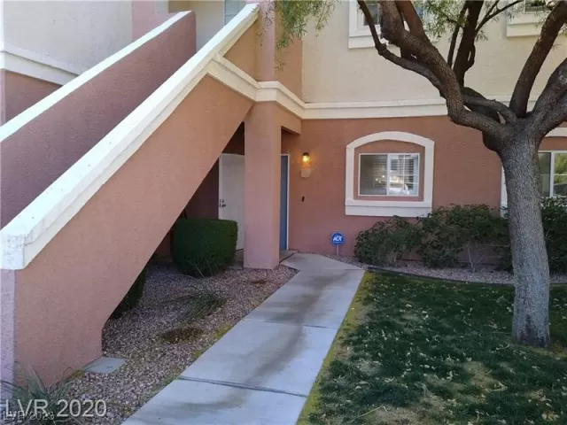 MLS: 2508240 Condo For Sale