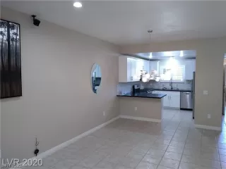 Photo #6: 2508240 Listing 