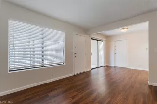 Photo #3: 2508250 Listing