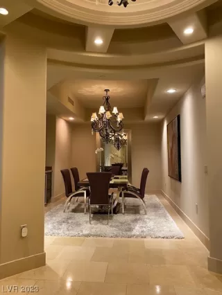 Photo #1: 2508276 Listing