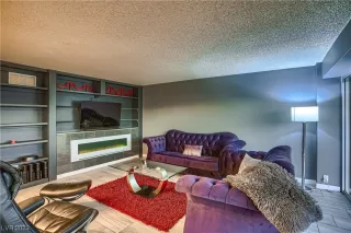 Photo #5: 2508284 Listing