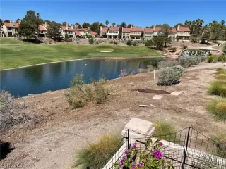 Photo #1: 2508306 Listing