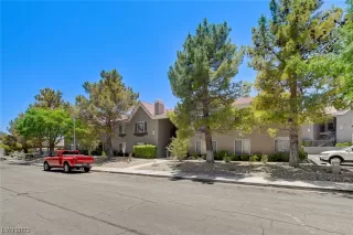 Photo #2: 2508367 Listing