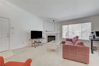 Photo #5: 2508367 Listing