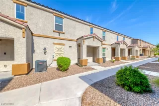 Photo #5: 2508388 Listing 