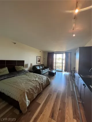 Photo #3: 2508395 Listing 