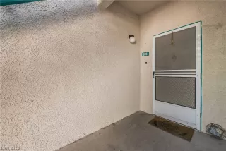 Photo #2: 2508398 Listing 