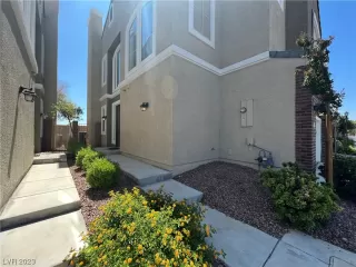 Photo #3: 2508444 Listing 