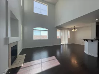 Photo #4: 2508444 Listing 