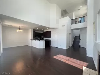 Photo #5: 2508444 Listing 