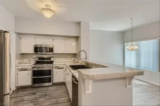 Photo #5: 2508445 Listing 