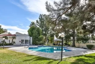 Photo #1: 2508484 Listing 