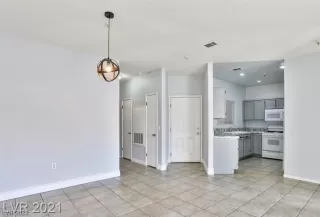 Photo #2: 2508484 Listing 