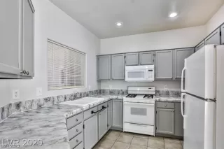 Photo #5: 2508484 Listing 