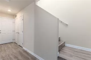 Photo #2: 2508486 Listing 