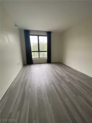 Photo #6: 2508517 Listing 