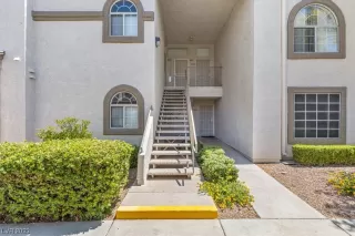 Photo #2: 2508520 Listing