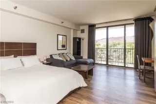 Photo #2: 2508554 Listing 