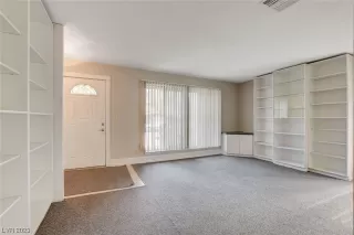 Photo #5: 2508564 Listing 