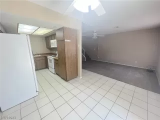 Photo #6: 2509588 Listing 