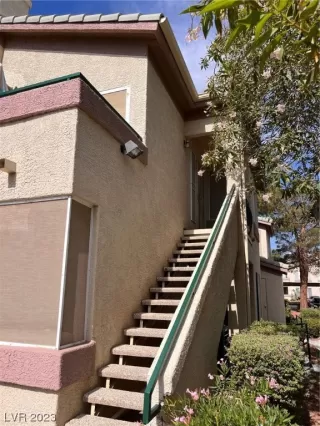 Photo #1: 2509593 Listing