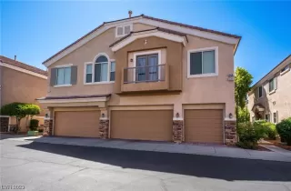 Photo #2: 2509595 Listing