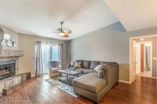 Photo #5: 2509596 Listing 