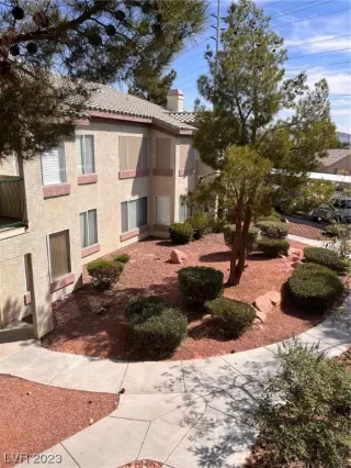 Photo #3: 2509602 Listing