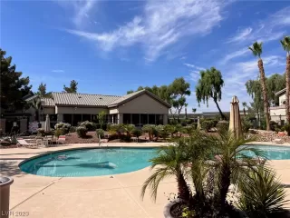 Photo #6: 2509602 Listing