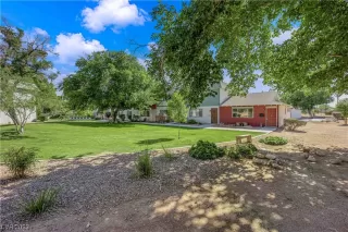 Photo #1: 2509618 Listing