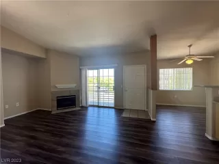 Photo #6: 2509642 Listing 