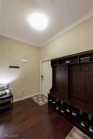 Photo #4: 2509658 Listing