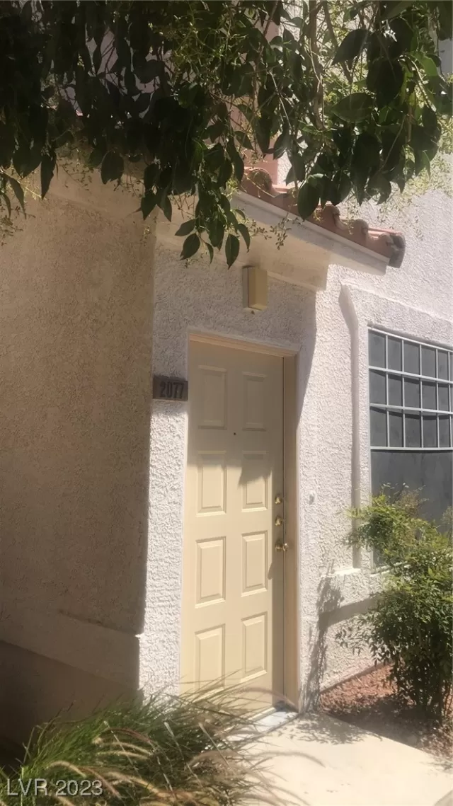 MLS: 2509669 Condo For Sale