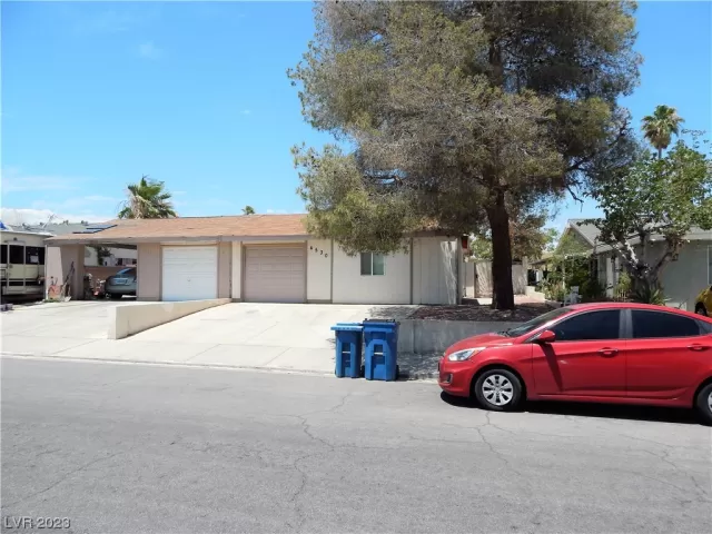 MLS: 2509755 Condo For Sale