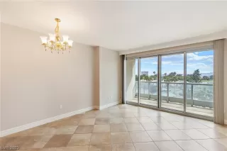 Photo #3: 2509770 Listing