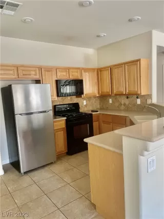 Photo #1: 2509778 Listing 
