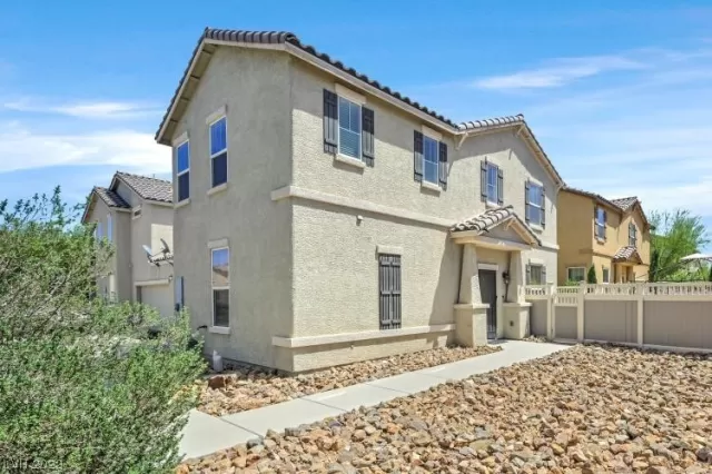 MLS: 2509845 Condo For Sale