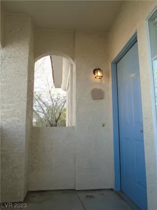 Photo #2: 2509878 Listing 