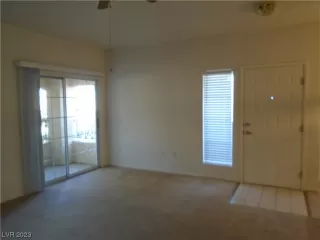 Photo #5: 2509878 Listing 