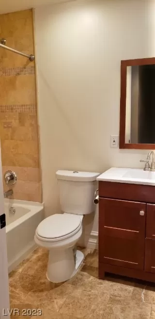 Photo #5: 2509907 Listing 