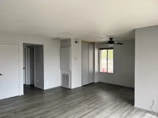 Photo #5: 2509909 Listing 