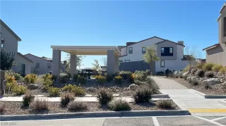 Photo #5: 2509936 Listing