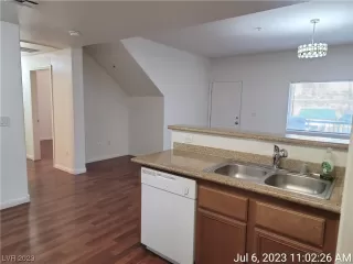 Photo #6: 2509945 Listing 