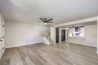 Photo #2: 2509967 Listing 