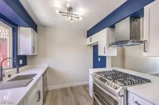 Photo #3: 2509967 Listing 