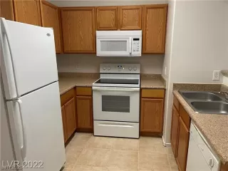 Photo #2: 2509988 Listing 