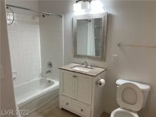 Photo #4: 2509988 Listing 